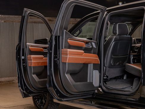 Used 2025 GMC Sierra 1500 Denali Ultimate image 25