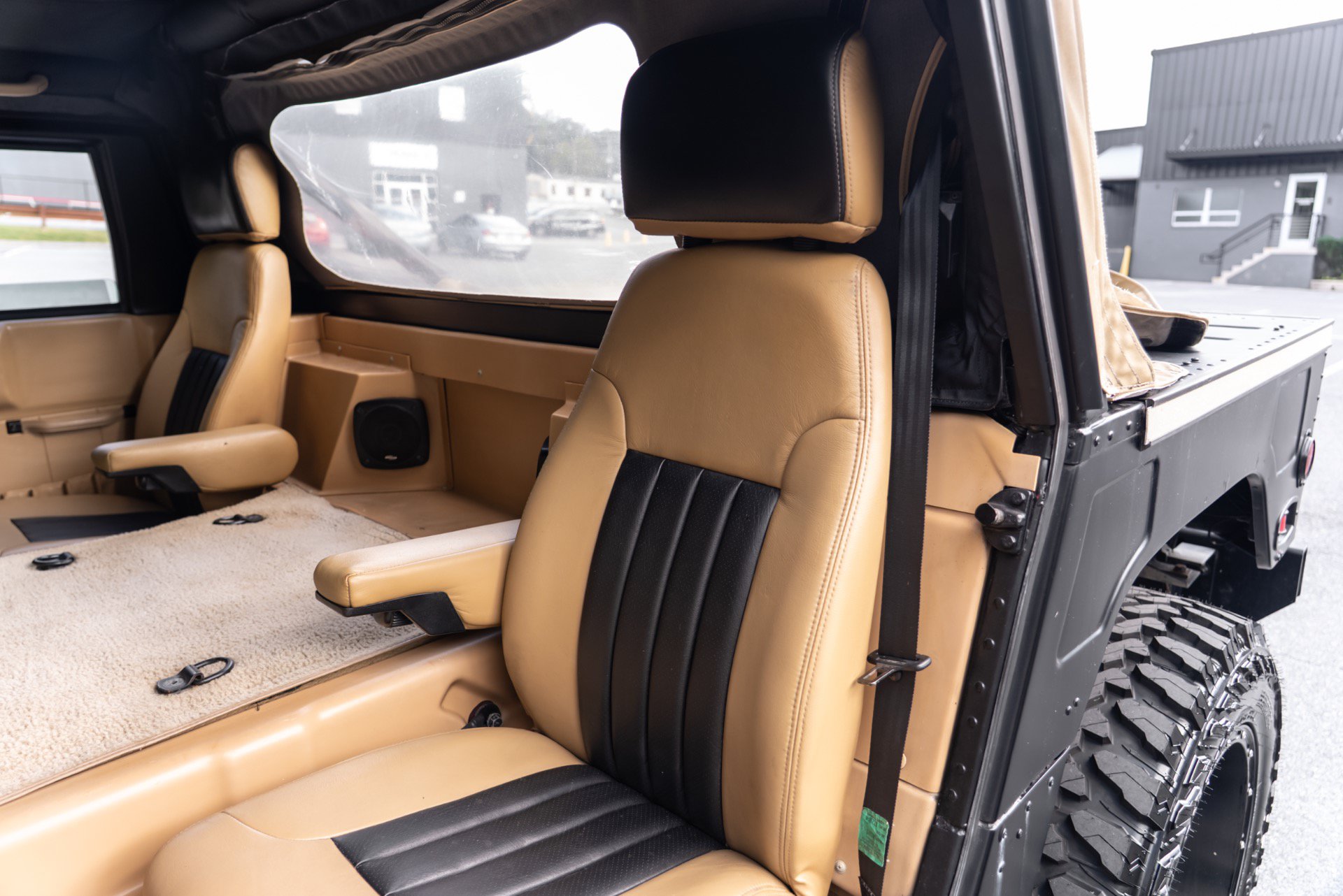 Used 2001 HUMMER H1 4-Door Open Top AWD/4WD image 28