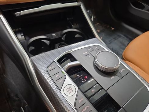 Certified 2025 BMW 330i xDrive 330i xDrive w/ Convenience Package image 20