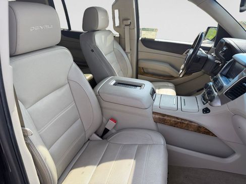 Used 2017 GMC Yukon XL Denali w/ Open Road Package image 15