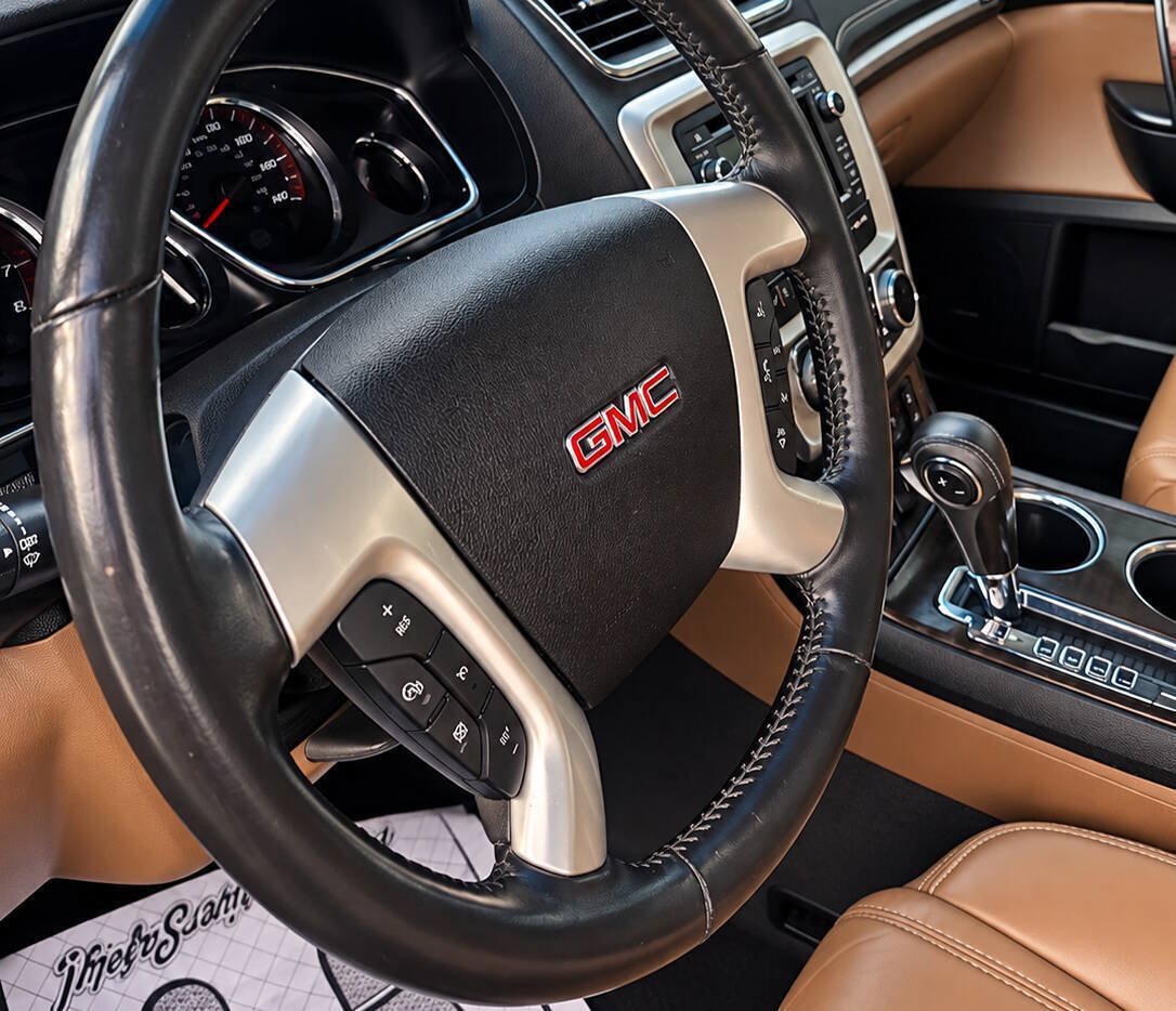 Used 2017 GMC Acadia Limited SLT FWD image 9