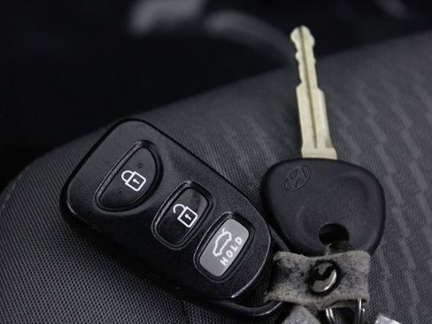 Used 2016 Hyundai Elantra SE FWD image 27