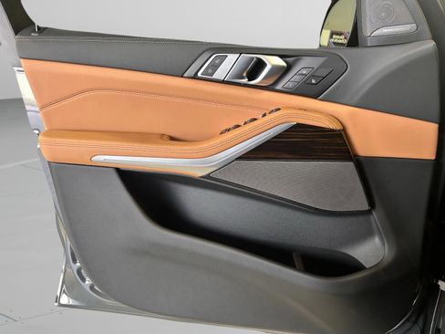 Used 2026 BMW X5 xDrive40i image 21