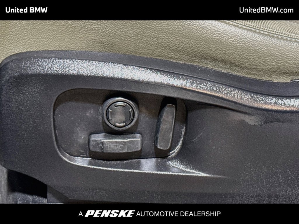 Used 2020 Land Rover Defender 110 SE AWD/4WD image 11