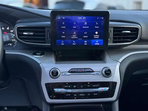 Used 2023 Ford Explorer XLT w/ Equipment Group 202A image 37