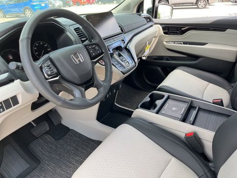 Used 2026 Honda Odyssey Elite image 19