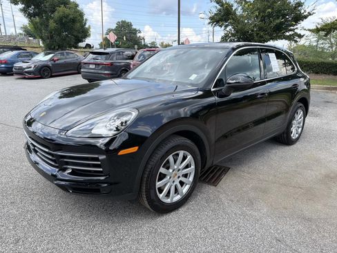 Used 2019 Porsche Cayenne AWD/4WD image 3