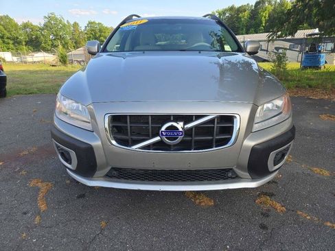 Used 2011 Volvo XC70 T6 AWD/4WD image 2