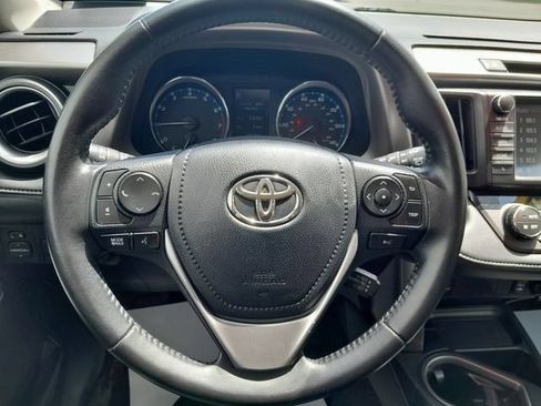 Used 2016 Toyota RAV4 XLE w/ Convenience Package AWD/4WD image 13