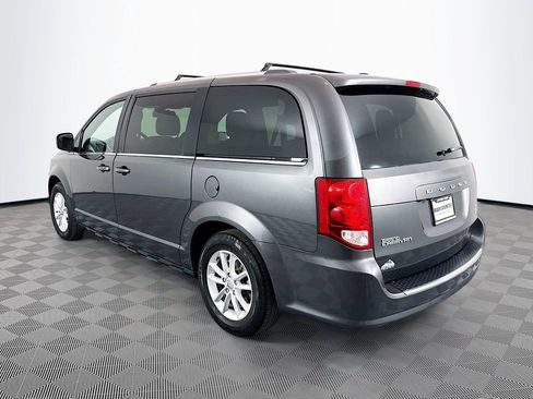Used 2019 Dodge Grand Caravan SXT FWD image 5
