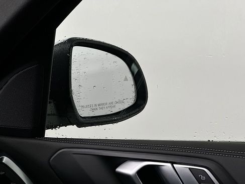 Used 2025 BMW X5 xDrive50e image 22