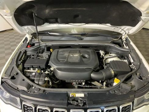 Used 2018 Jeep Grand Cherokee Limited AWD/4WD image 40