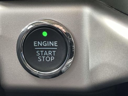 Certified 2024 Ford Expedition XL image 30