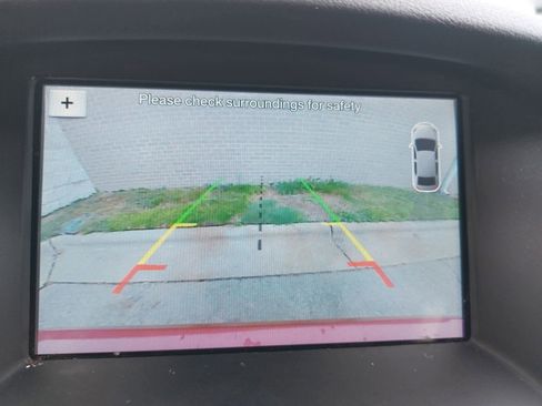 Used 2017 Ford Focus Titanium w/ Titanium Technology Package FWD image 26