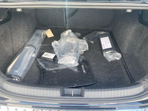 New 2025 Volkswagen Jetta SE image 30