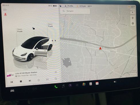 Used 2023 Tesla Model 3 Standard Range image 15