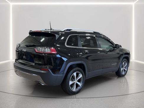 Used 2019 Jeep Cherokee Limited AWD/4WD image 5
