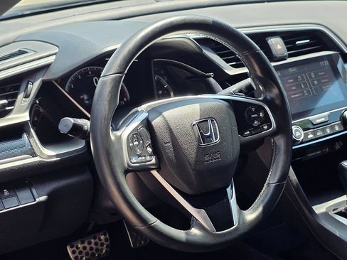 Used 2020 Honda Civic Sport image 18