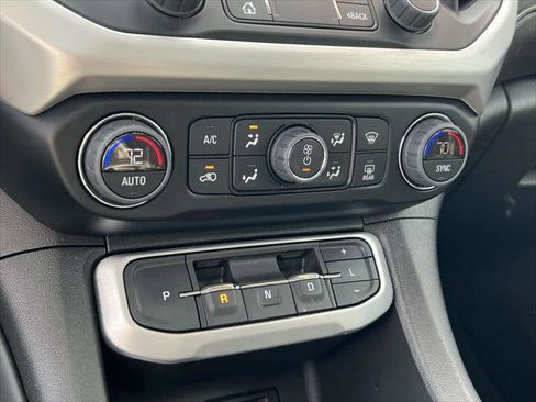 Used 2023 GMC Acadia SLE w/ Driver Convenience Package AWD/4WD image 31