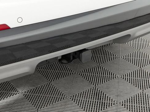 Used 2025 BMW X1 xDrive28i w/ Technology Package AWD/4WD image 13