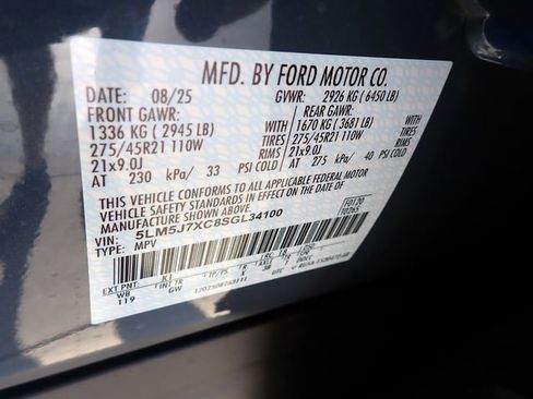 New 2025 Lincoln Aviator Reserve w/ Luxury Package image 23