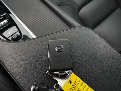 Used 2018 Volvo V90 T5 Cross Country w/ Convenience Package image 59