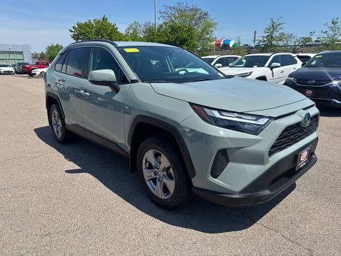Used 2023 Toyota RAV4 XLE w/ Convenience Package AWD/4WD image 9