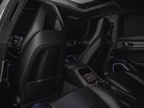 Used 2017 Porsche Panamera Turbo image 46