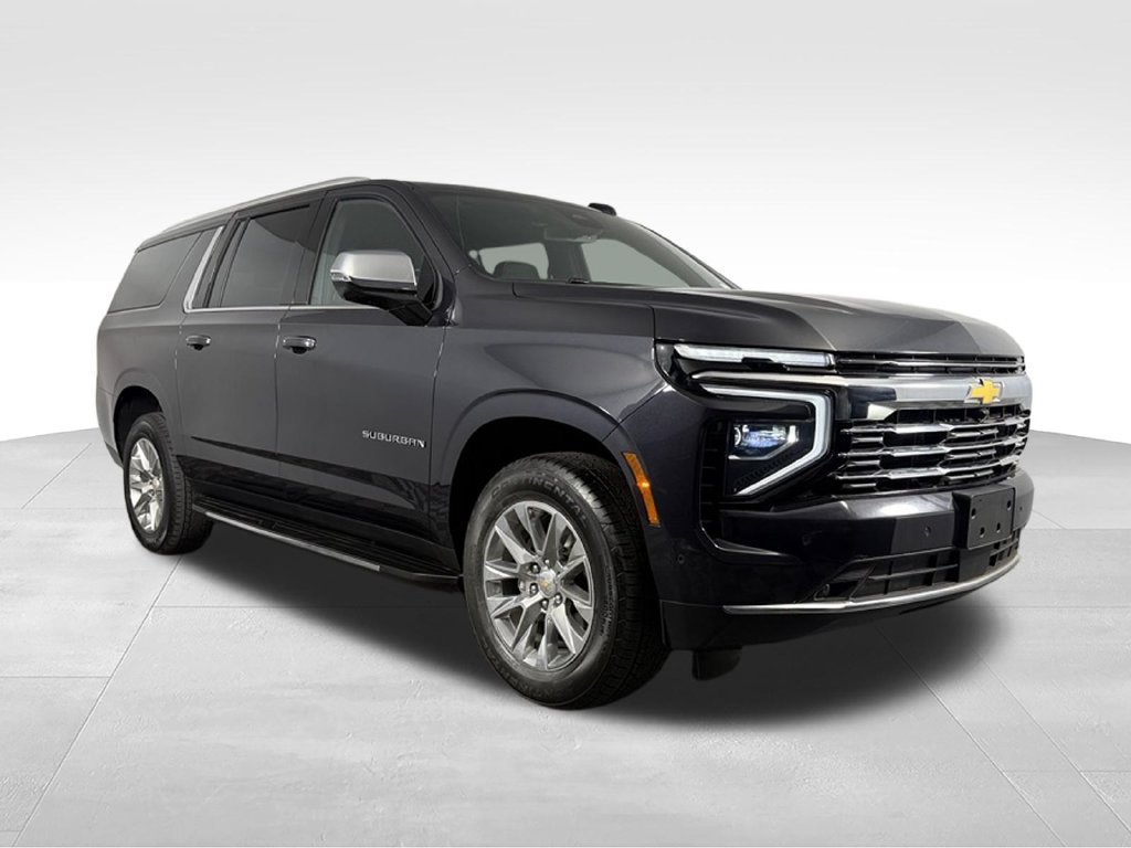 Used 2026 Chevrolet Suburban Premier AWD/4WD image 5