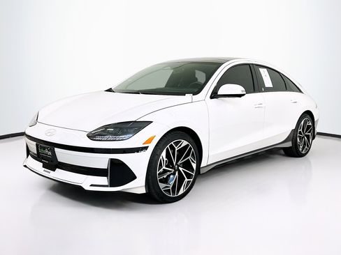Used 2025 Hyundai Ioniq 6 Limited AWD/4WD image 3