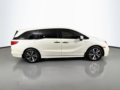 Used 2018 Honda Odyssey Elite image 4