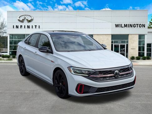 Used 2023 Volkswagen Jetta GLI Autobahn w/ GLI Black Package FWD image 1