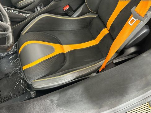 Used 2022 McLaren 720S Performance RWD image 17