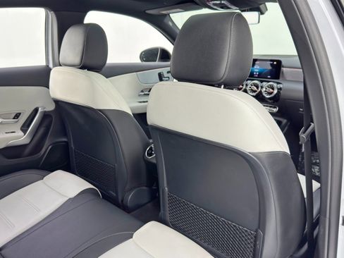 Used 2021 Mercedes-Benz A 35 AMG 4MATIC image 39