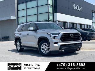 Used 2025 Toyota Sequoia SR5 AWD/4WD video 1