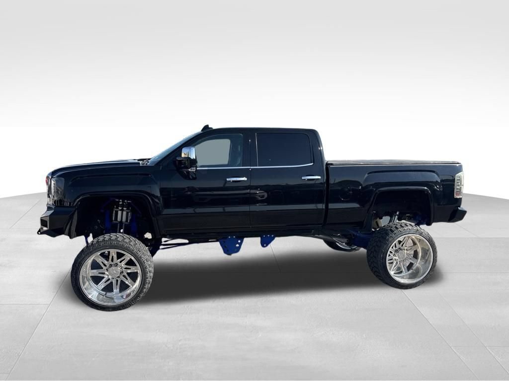 Used 2015 GMC Sierra 2500 Denali w/ Duramax Plus Package AWD/4WD image 3