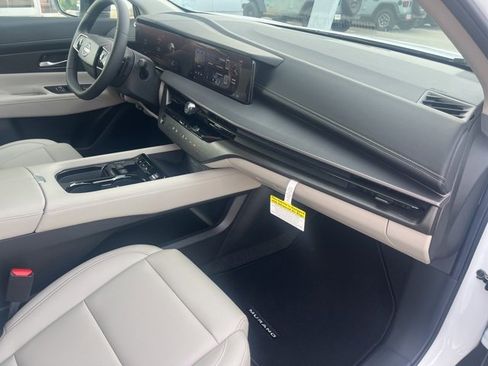 New 2025 Nissan Murano SV image 22