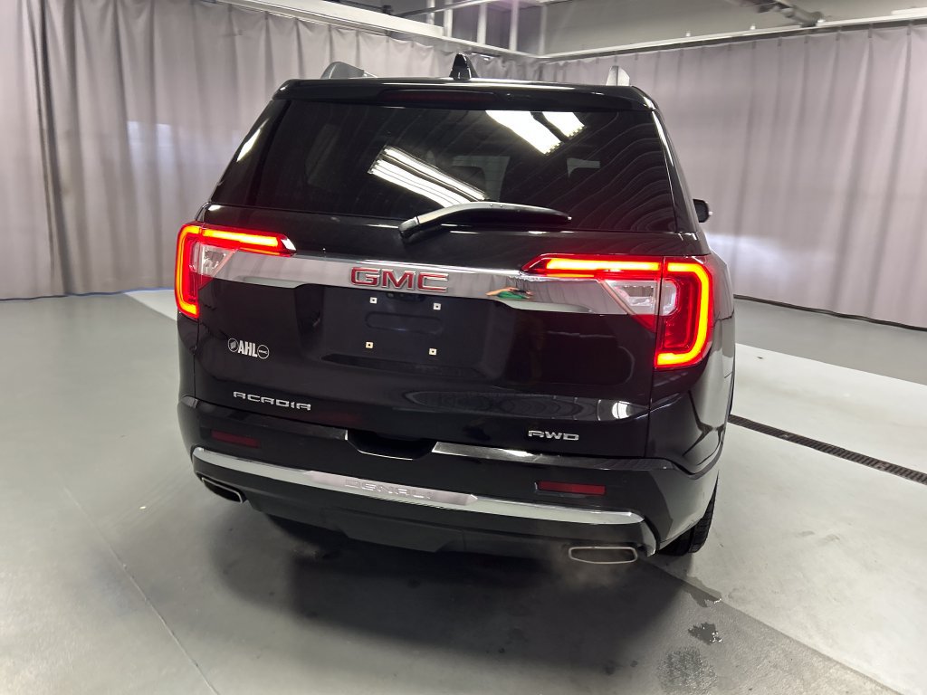 Used 2023 GMC Acadia Denali w/ Denali Ultimate Package AWD/4WD image 6