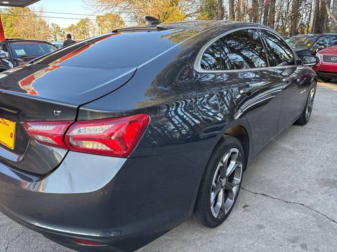 Used 2021 Chevrolet Malibu LT FWD image 5