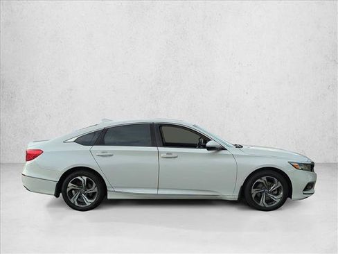 Certified 2018 Honda Accord EX-L image 4