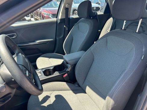 Used 2025 Kia K4 FWD image 31