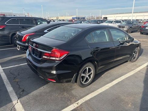 Used 2015 Honda Civic SE image 6