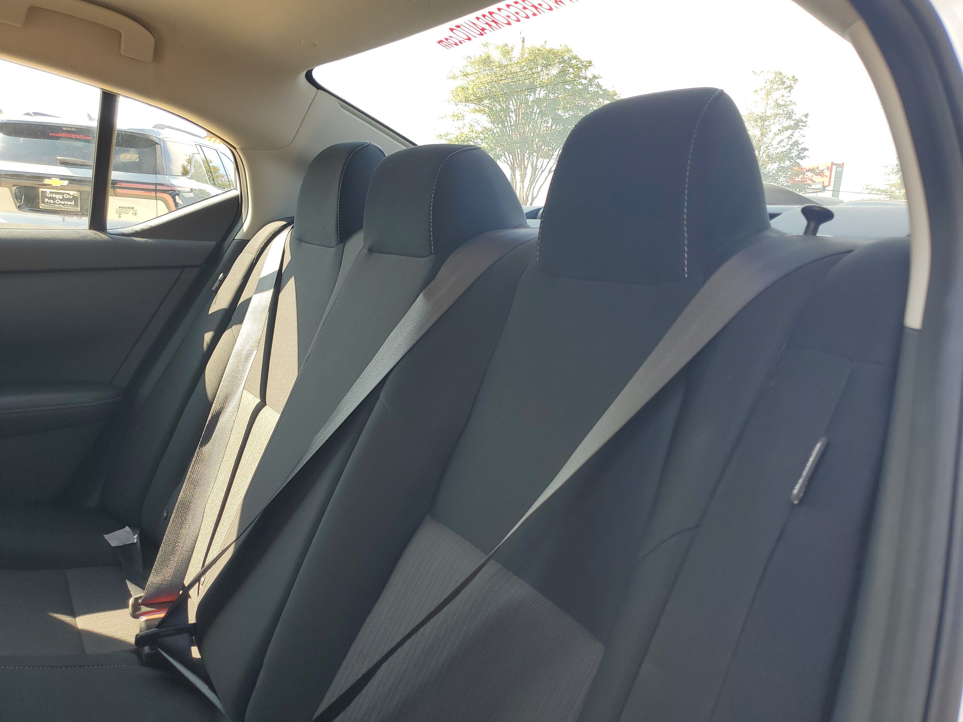 Used 2025 Nissan Sentra SV FWD image 24