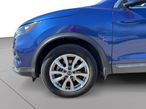 Used 2020 Nissan Rogue Sport S w/ Appearance Package FWD image 9