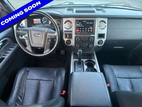 Used 2016 Ford Expedition XLT w/ Equipment Group 202A AWD/4WD image 5