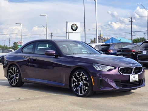 Certified 2024 BMW 230i Coupe w/ Premium Package RWD image 3