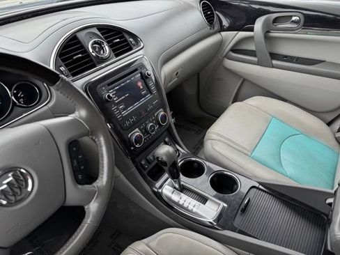 Used 2017 Buick Enclave Leather AWD/4WD image 17