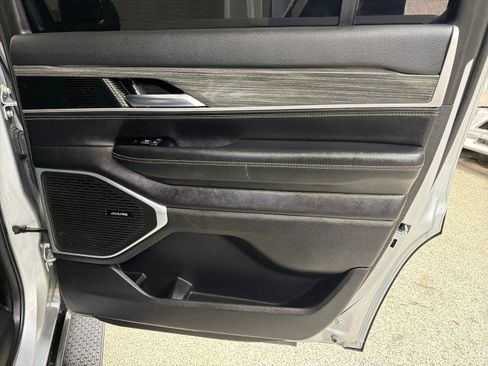 Used 2022 Jeep Wagoneer Series II image 46