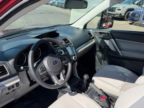 Used 2018 Subaru Forester 2.5i Premium AWD/4WD image 19