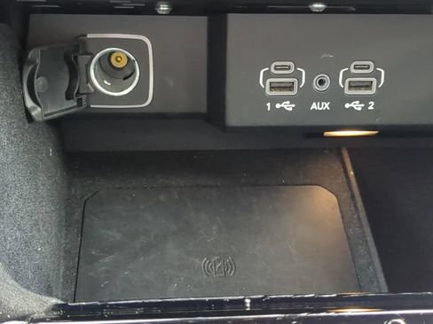 Used 2024 Jeep Wagoneer Series II w/ Flexible Seating Group RWD image 29